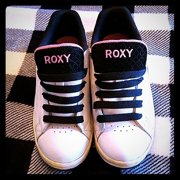 roxy sneakers